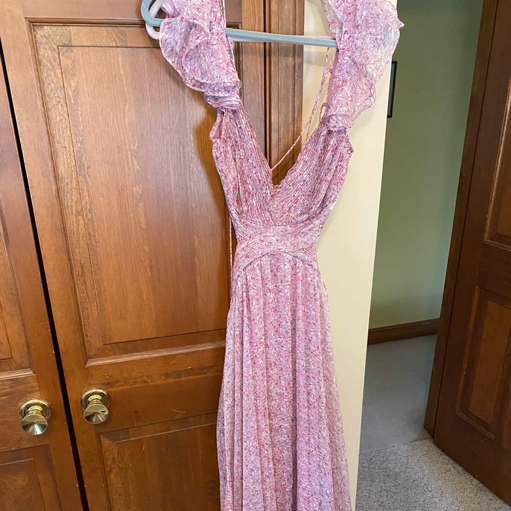 ASTR The label - PRIMROSE FLORAL STRAPPY BACK MAXI DRESS. Size Large.